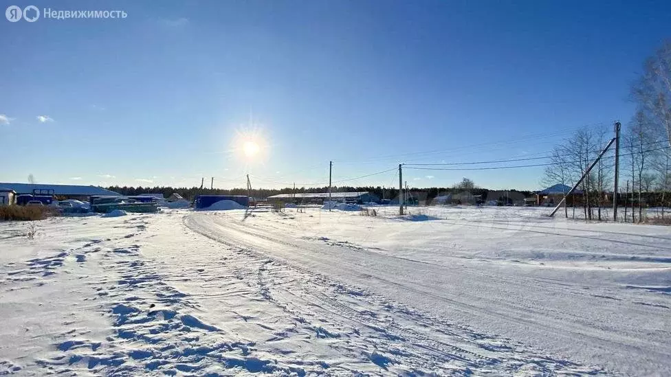 Участок в Тюменский район, деревня Ушакова (5.6 м) - Фото 0