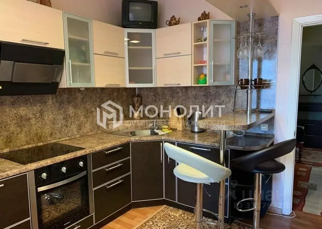 3-к кв. Белгородская область, Старый Оскол Степной мкр, 19 (100.0 м) - Фото 1