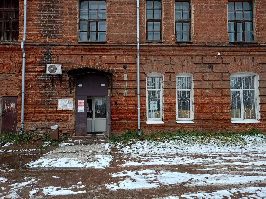 Торговая площадь в Ивановская область, Вичуга ул. Абрамовой, 18 (114 ... - Фото 0