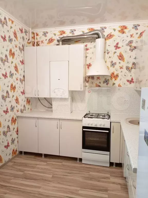 1-к. квартира, 40 м, 1/3 эт. - Фото 1