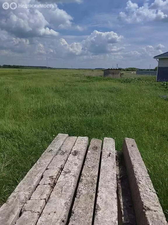 Участок в Тюменская область, Ялуторовск (10 м) - Фото 0