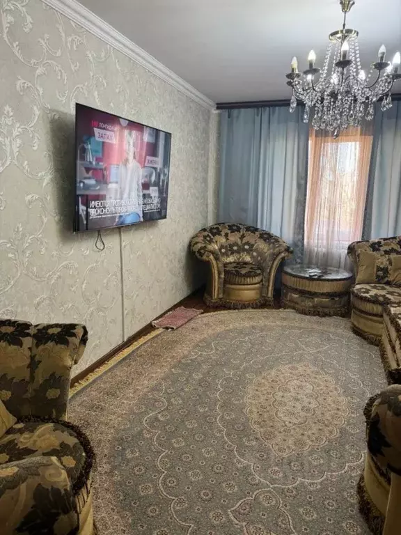 3-к кв. Чеченская республика, Грозный ул. У.А. Садаева, 12 (70.0 м) - Фото 0