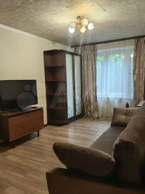 1-к. квартира, 33 м, 6/9 эт. - Фото 0