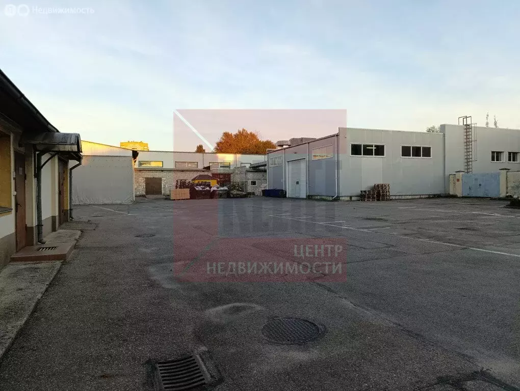 Помещение свободного назначения (2481.7 м) - Фото 1