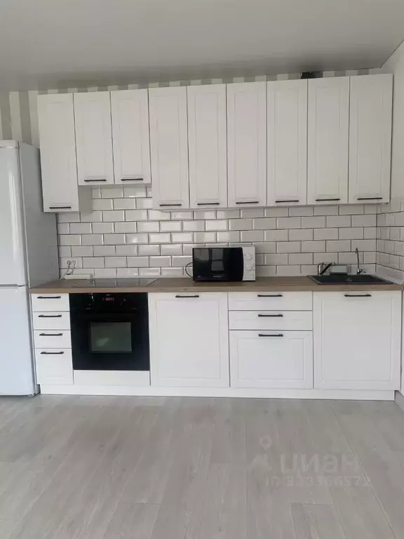 1-к кв. Челябинская область, Челябинск ул. Мусы Джалиля, 14 (45.0 м) - Фото 2