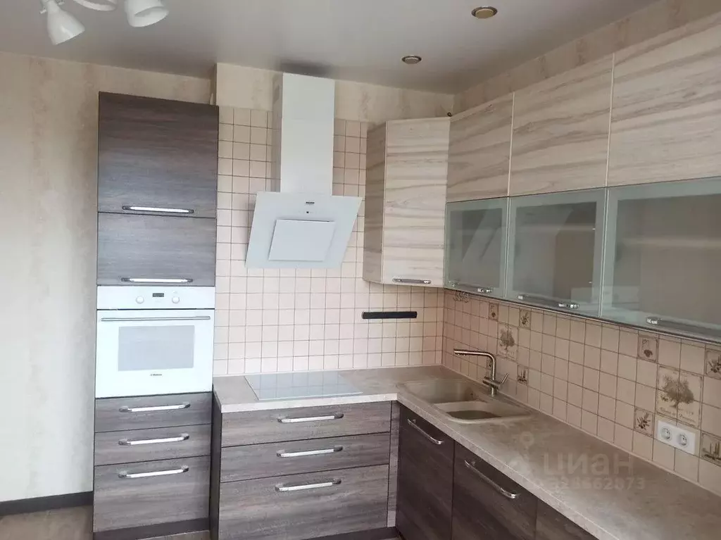 3-к кв. Калужская область, Калуга ул. 65 лет Победы, 43 (79.4 м) - Фото 2