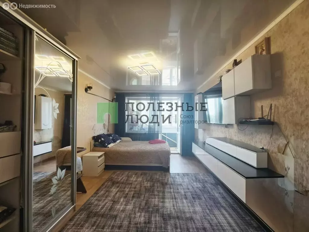 3-комнатная квартира: Сызрань, Кадровая улица, 43 (59.9 м) - Фото 1