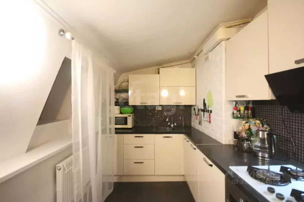 3-к кв. Ямало-Ненецкий АО, Новый Уренгой Строителей мкр, 5/6 (93.4 м) - Фото 2