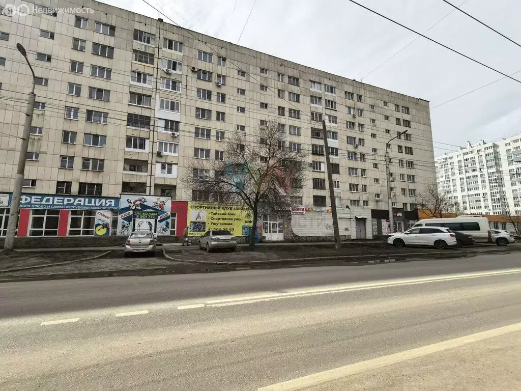 Торговая площадь (224 м) - Фото 2