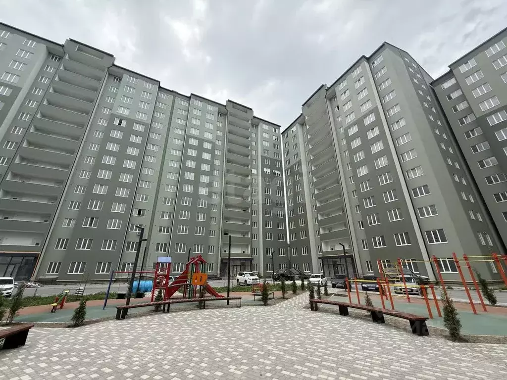 3-к кв. Дагестан, Каспийск ул. Михаила Ломоносова, 1/4 (105.0 м) - Фото 1