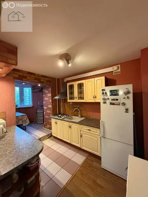 3-комнатная квартира: Воронеж, бульвар Победы, 37 (66 м) - Фото 1