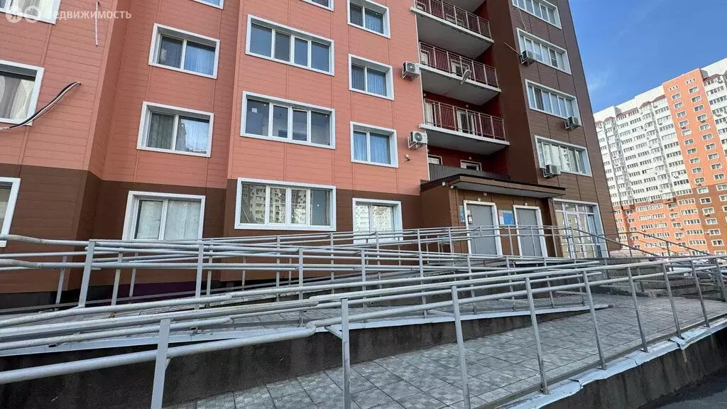 3-комнатная квартира: Оренбург, улица Фронтовиков, 8/2 (85 м) - Фото 2