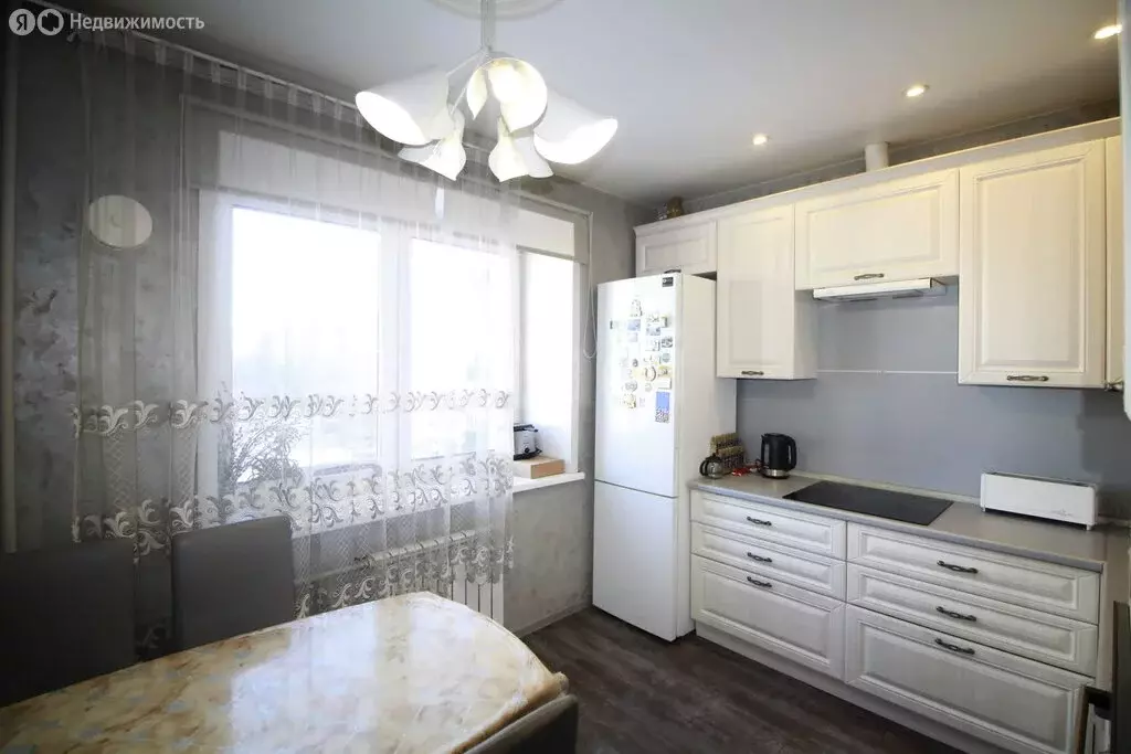 2-комнатная квартира: Чита, Красноармейская улица, 63 (73.8 м) - Фото 1