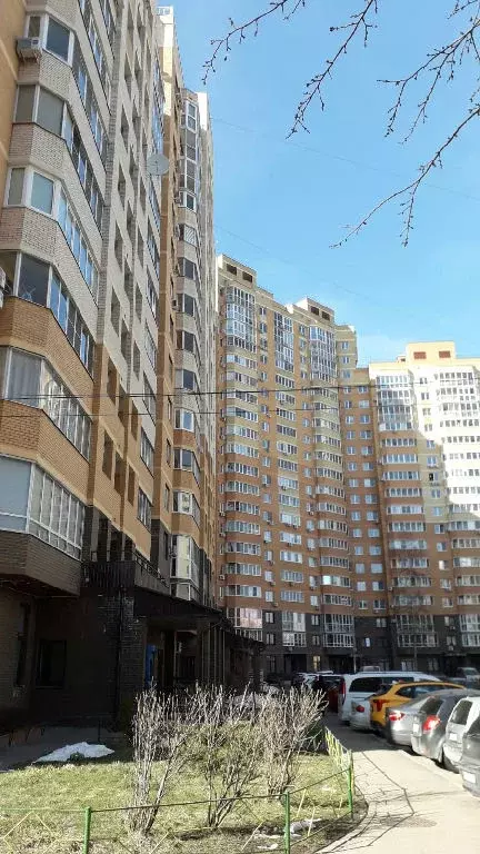 Продается 2-комнатная квартира - Фото 1