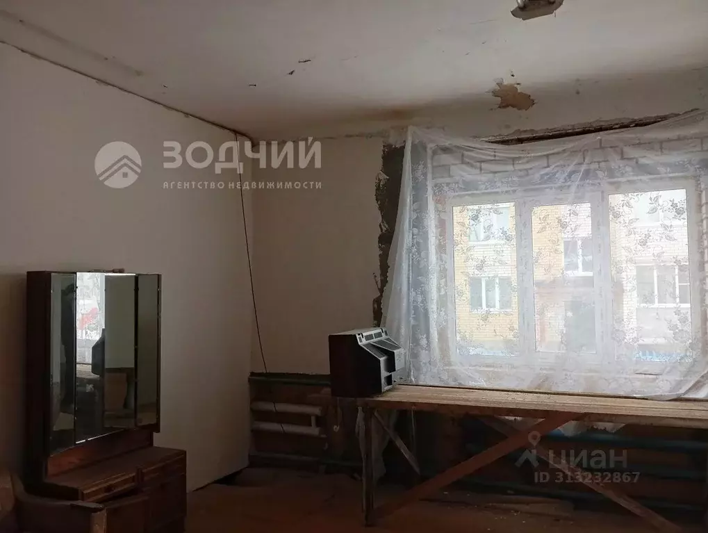 3-к кв. Чувашия, Урмары пгт пер. Некрасова, 6 (79.8 м) - Фото 1