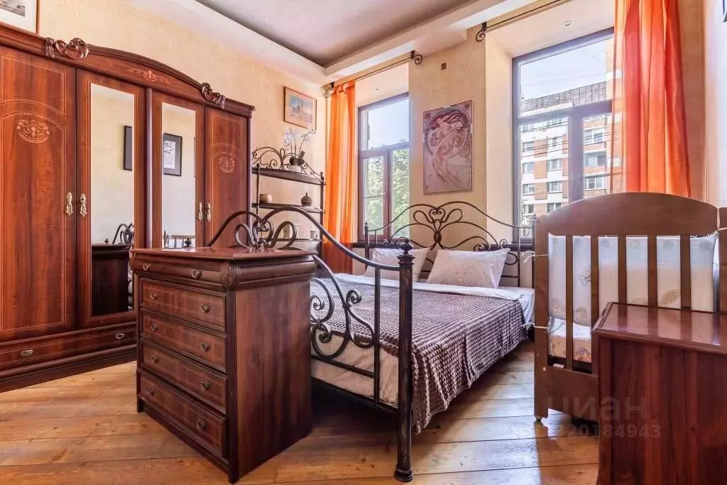 1-к кв. Санкт-Петербург 7-я Красноармейская ул., 9 (82.0 м) - Фото 1