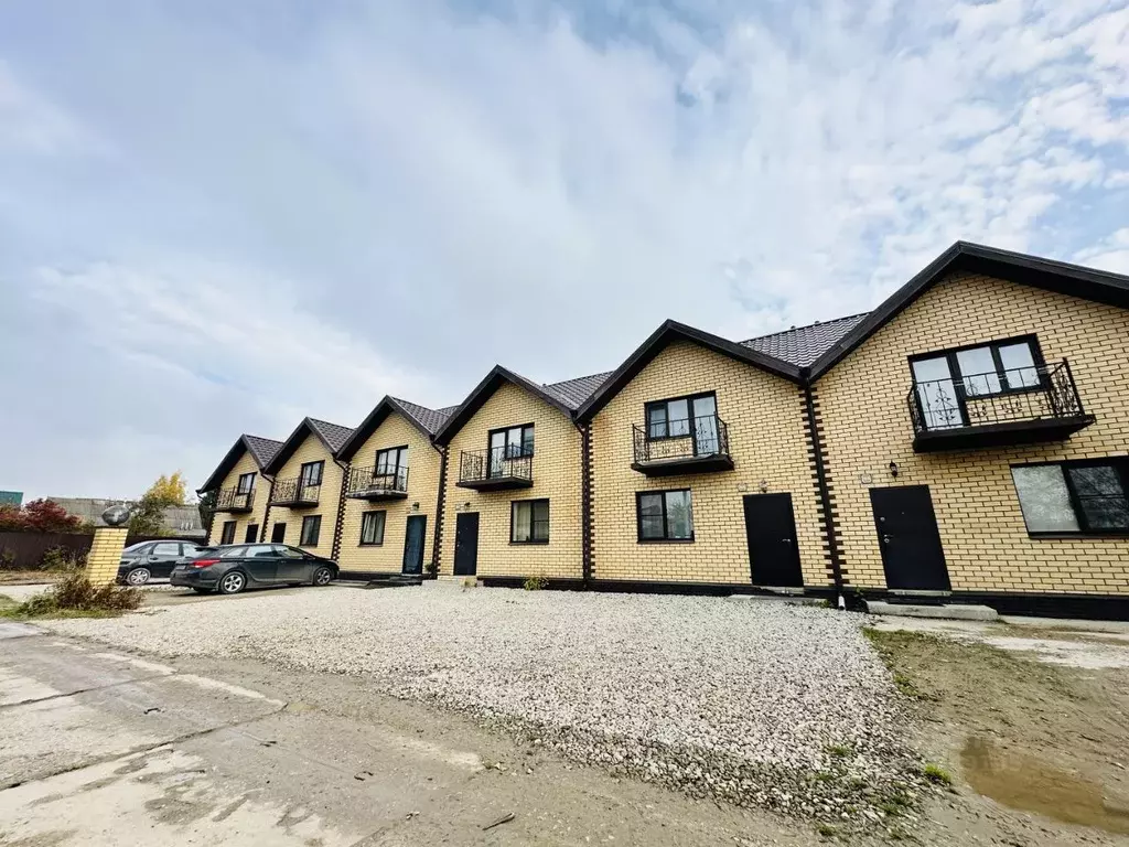 Таунхаус в Калужская область, Совхоз Боровский с/пос, д. Кабицыно ул. ... - Фото 1