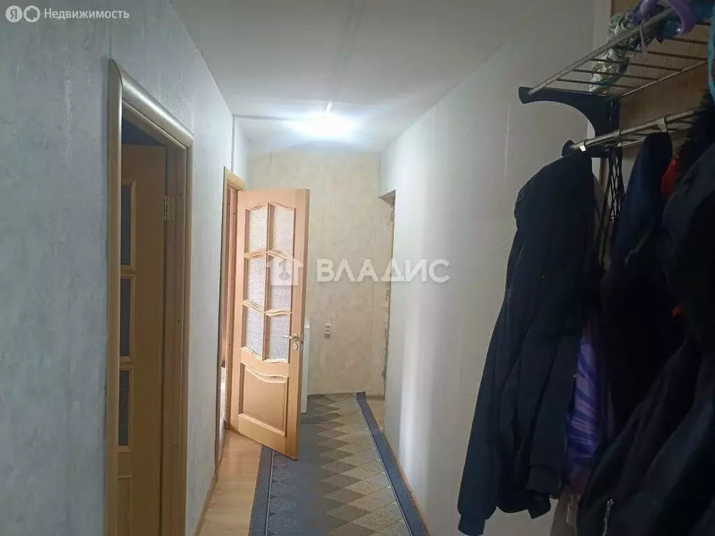 3-комнатная квартира: посёлок Парголово, улица Первого Мая, 79 (60.8 ... - Фото 2