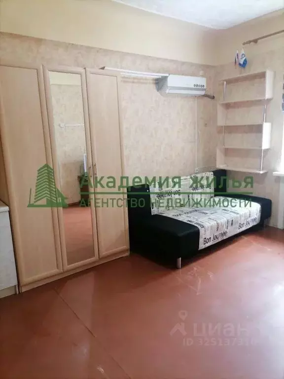 Комната Саратовская область, Саратов ул. 2-я Садовая, 118 (18.0 м) - Фото 1