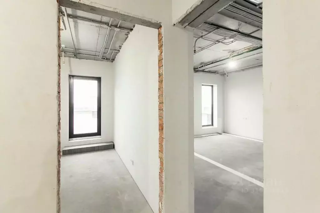4-к кв. Татарстан, Казань ул. Калинина, 3Г (450.1 м) - Фото 1