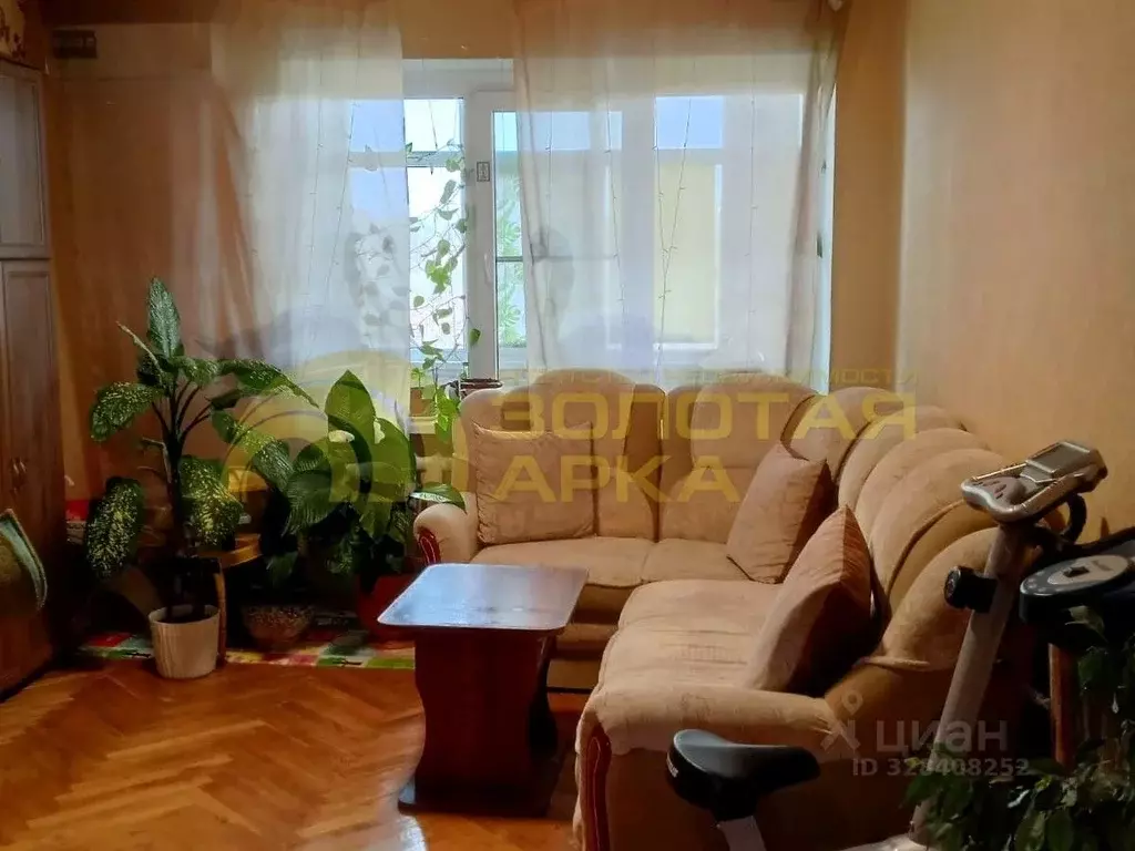 3-к кв. Краснодарский край, Темрюк ул. Ленина, 102 (64.5 м) - Фото 1