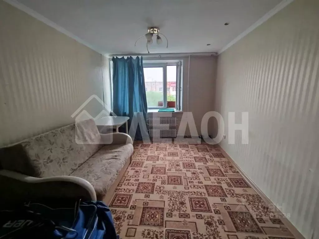 Комната Омская область, Омск ул. Суровцева, 104 (17.0 м) - Фото 1