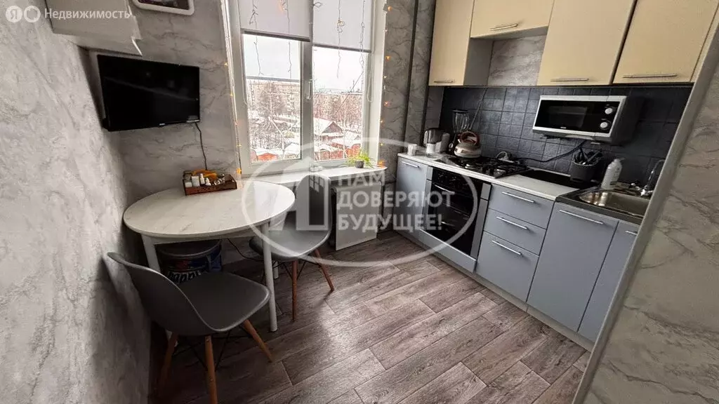 2-комнатная квартира: Лысьва, улица Федосеева, 58 (38.7 м) - Фото 1