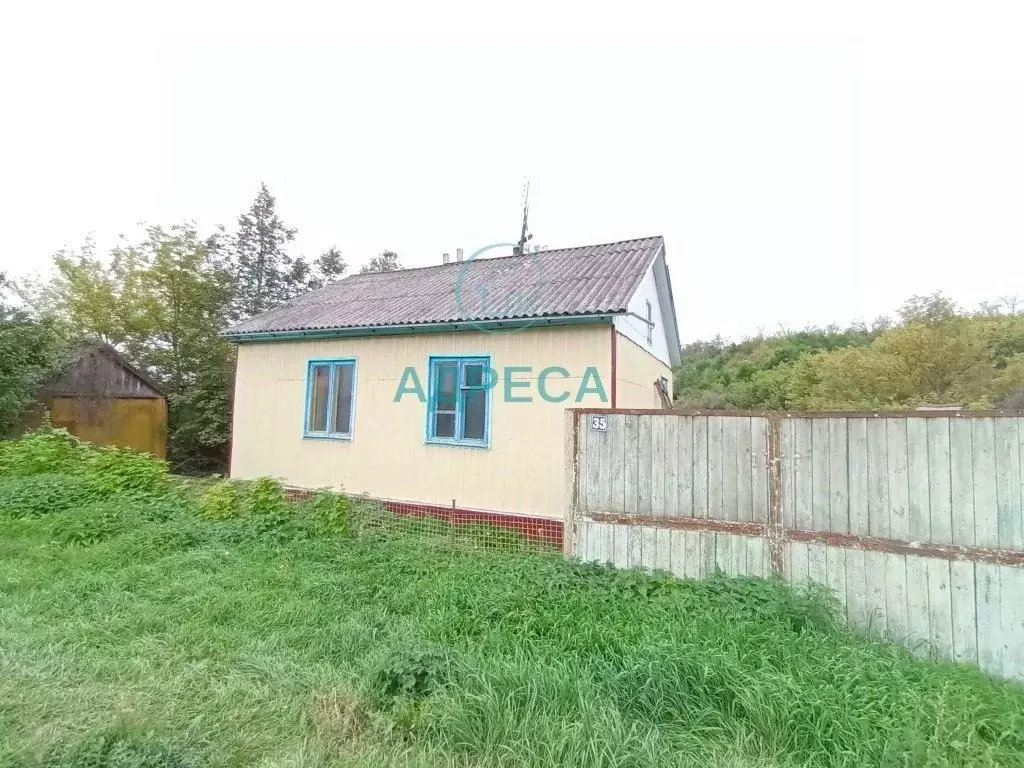 Дом в Белгородская область, Новооскольский муниципальный округ, с. ... - Фото 2