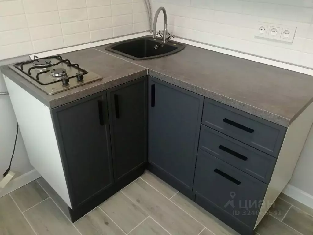 3-к кв. Калужская область, Калуга Привокзальная ул., 11 (59.4 м) - Фото 2