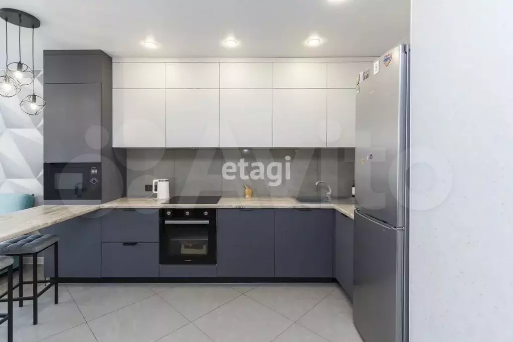 2-к. квартира, 60 м, 4/9 эт. - Фото 0