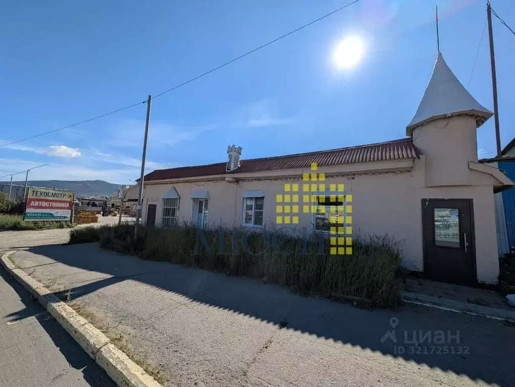 Помещение свободного назначения в Магаданская область, Магадан Речная ... - Фото 0