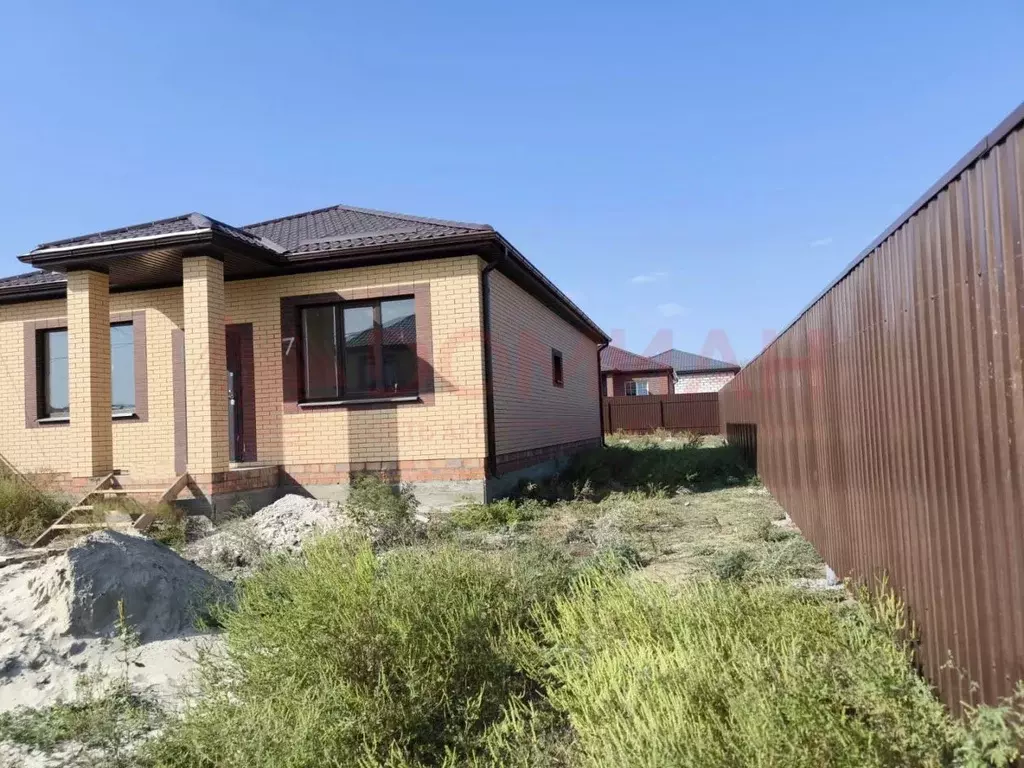 Дом в Ростовская область, Ростов-на-Дону ул. 3-я Акварельная (100 м) - Фото 1