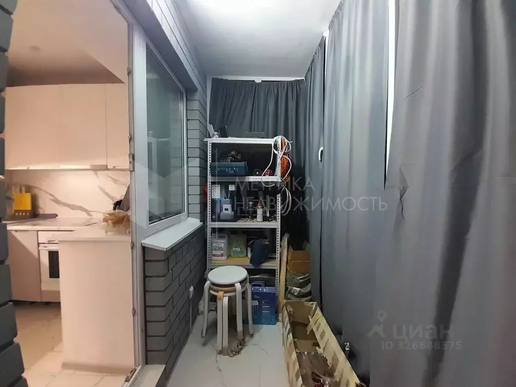 Студия Тюменская область, Тюмень ул. Мельникайте, 150 (38.0 м) - Фото 1