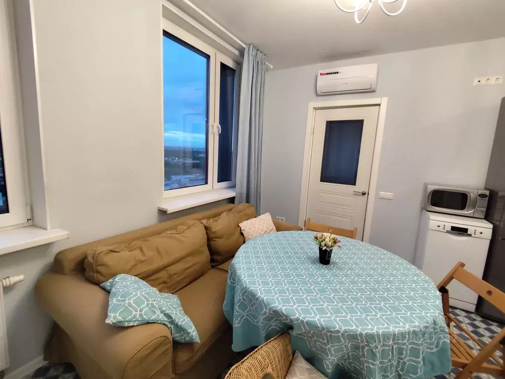 2-к кв. Московская область, Красногорск ул. Большая Воскресенская, 1 ... - Фото 1