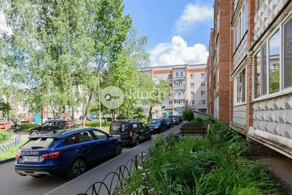 3-комнатная квартира: Казань, улица Серова, 19 (58.2 м) - Фото 2