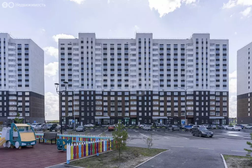 1-комнатная квартира: Тюмень, улица Монтажников, 40 (39.5 м) - Фото 2