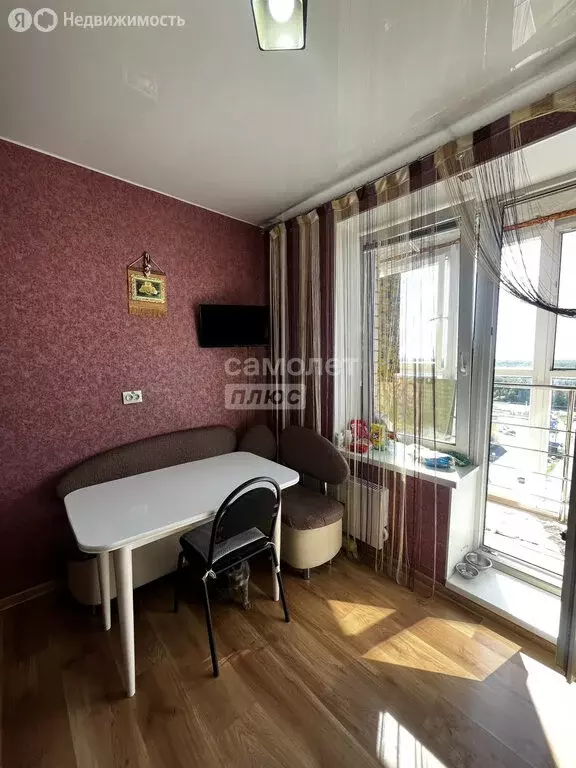 2-комнатная квартира: Тобольск, 15-й микрорайон, 33 (52 м) - Фото 1