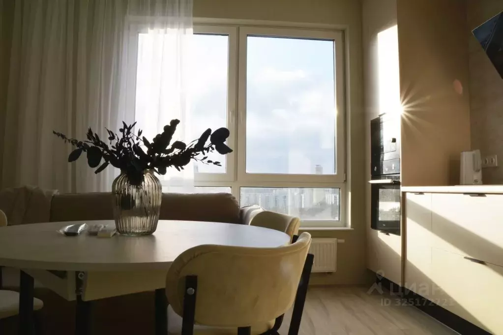 2-к кв. Москва ул. Николая Озерова, 8к1 (49.8 м) - Фото 1