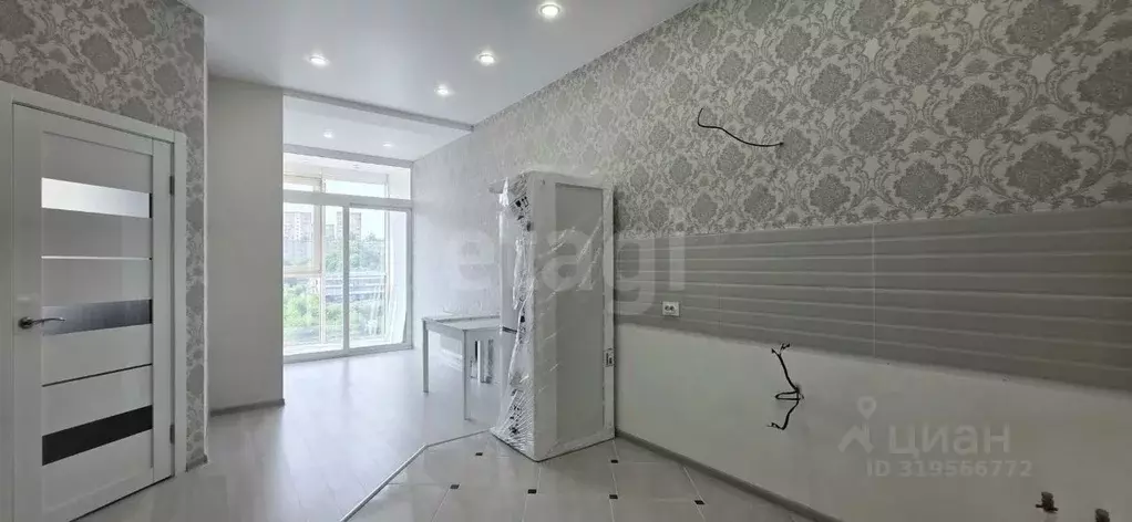 2-к кв. Приморский край, Владивосток ул. Калинина, 11А/1 (36.7 м) - Фото 0