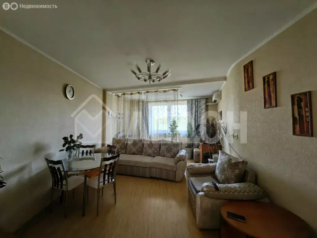 1-комнатная квартира: Омск, 3-я Енисейская улица, 32/1 (52.5 м) - Фото 0