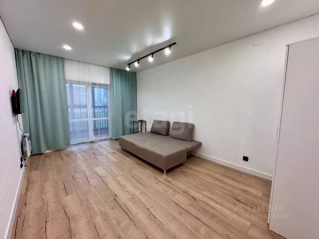 1-к кв. Татарстан, с. Высокая Гора ул. Рождественская, 10 (32.8 м) - Фото 2