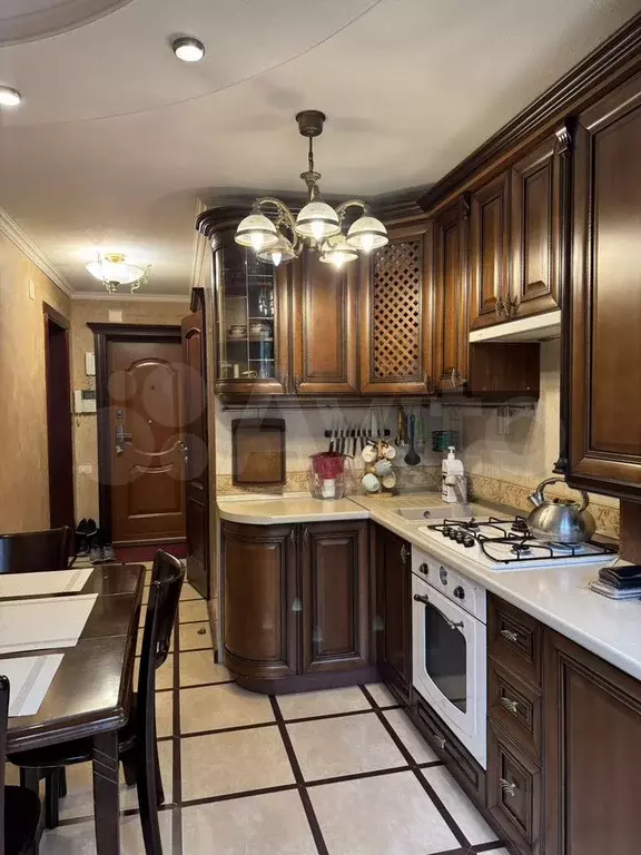 3-к. квартира, 60 м, 3/5 эт. - Фото 1