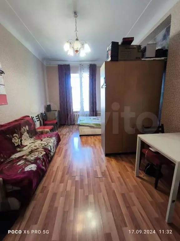 Комната 20 м в 7-к., 6/6 эт. - Фото 1