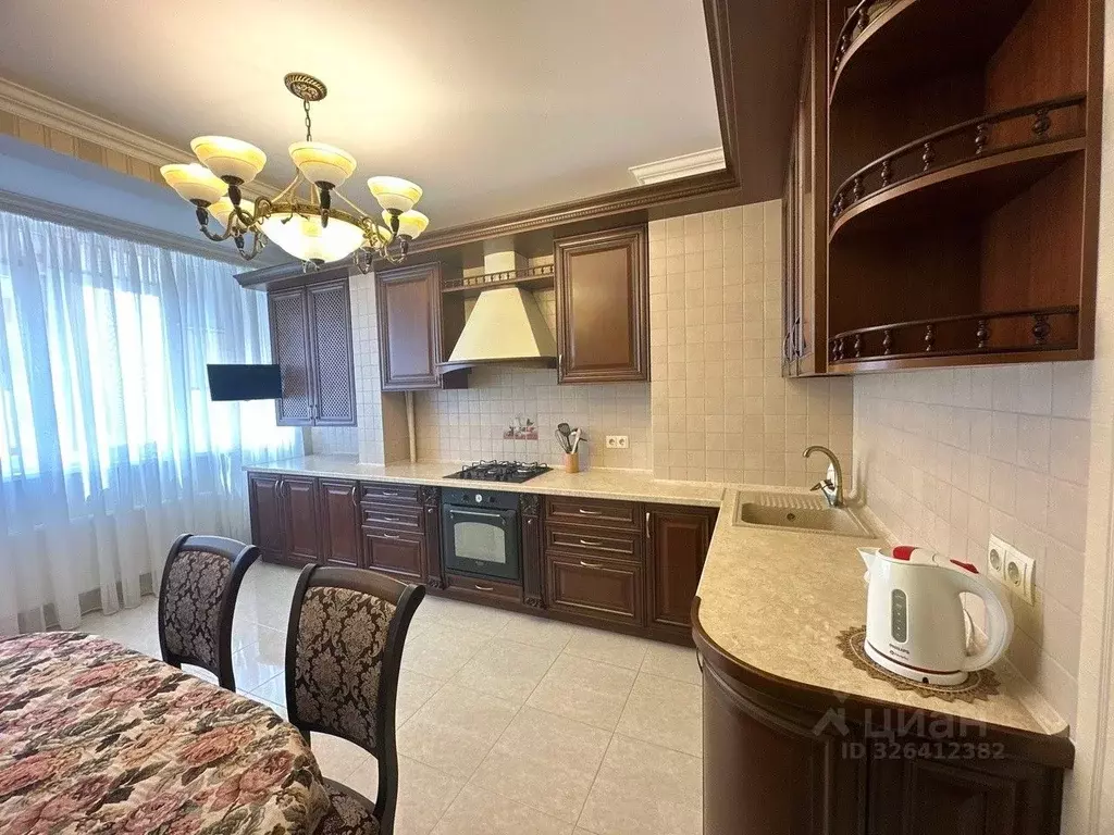 2-к кв. Крым, Симферополь ул. Севастопольская, 43Д (75.0 м) - Фото 2