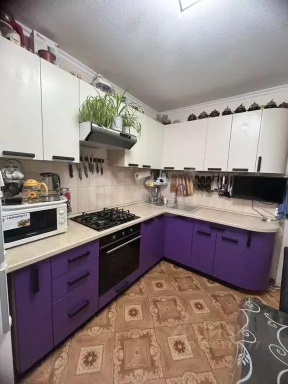 2-к кв. Коми, Усинск Приполярная ул., 12 (50.0 м) - Фото 0