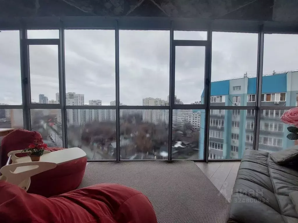 4-к кв. Самарская область, Самара ул. Чкалова, 72 (196.2 м) - Фото 1