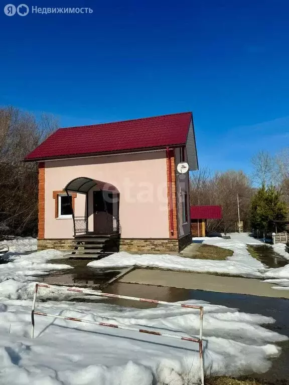 Дом в Алтайский район, посёлок Даниловка, Лесная улица (300 м) - Фото 1