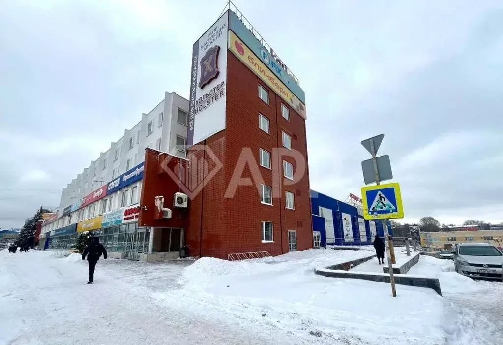 Торговая площадь в Удмуртия, Ижевск Удмуртская ул., 304 (37 м) - Фото 1