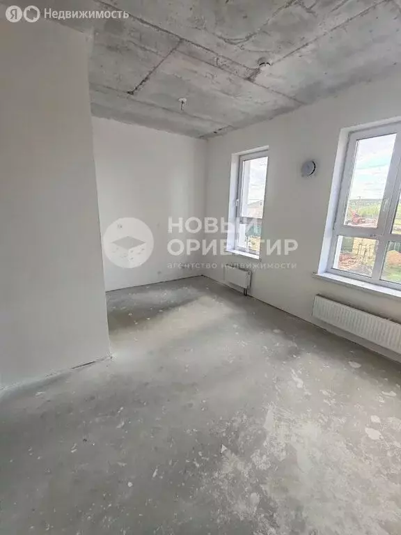 Квартира-студия: Екатеринбург, улица Академика Ландау, 35 (24.1 м) - Фото 0