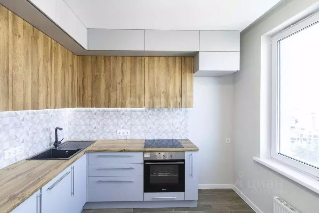 2-к кв. Тюменская область, Тюмень Профсоюзная ул., 63 (58.0 м) - Фото 1